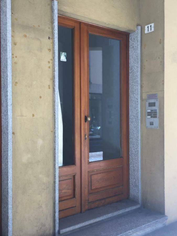Apartment La Mansarda Алба Екстериор снимка
